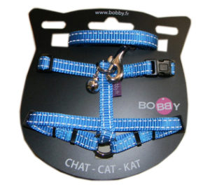 Le kit harnais et laisse assortie SAFE est l'atout sécurité des balades nocturnes du chat!