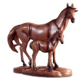 figurine cheval avec poulain imitation bois