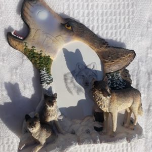 cadre photos en résine tete de loup avec loups